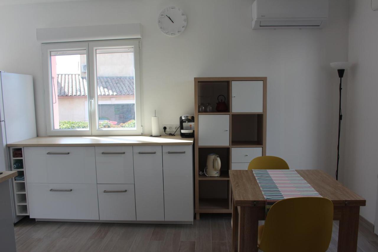 Le Beau Site By Beds83 Lägenhet Fréjus Exteriör bild