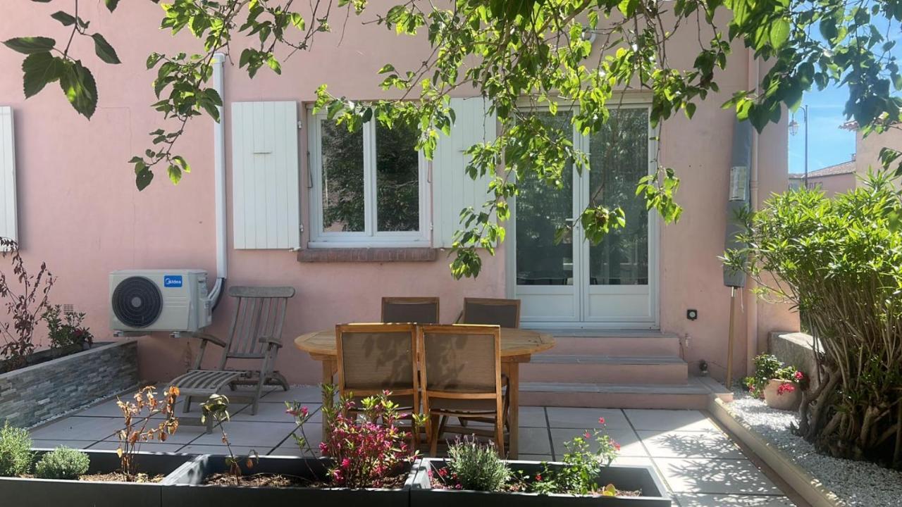 Le Beau Site By Beds83 Lägenhet Fréjus Exteriör bild